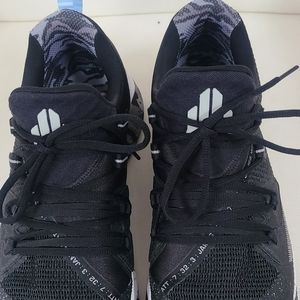 JJ Watt 3 Valor  Reebok Trainers